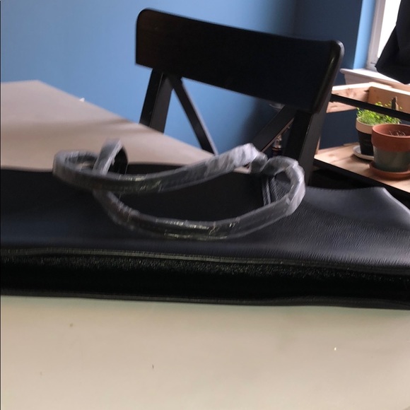 NWOT Donna Karan Tote - Picture 4 of 6